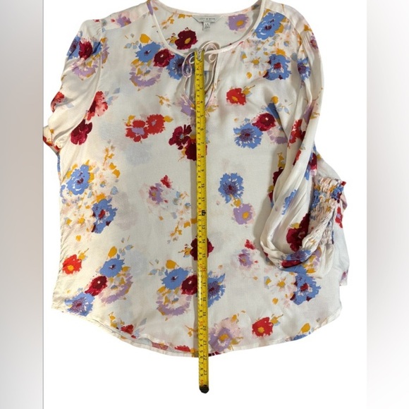 Lucky Brand Floral Top Size Large – Boho Vibe, Smocked Details, Feminine. SKU 9 - Picture 7 of 12